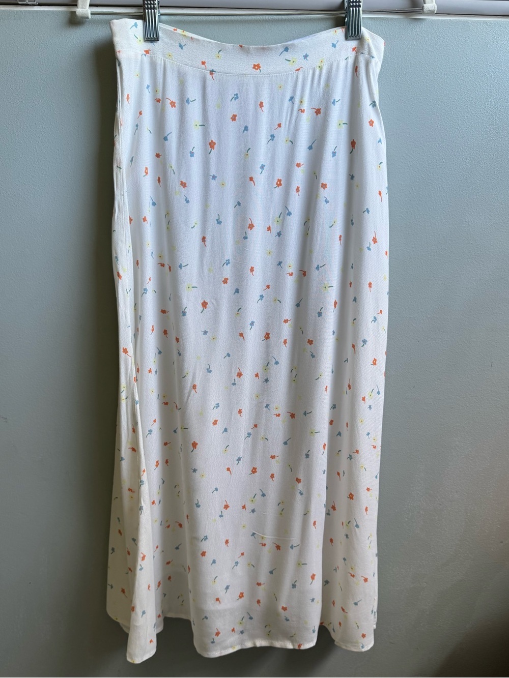 Charlie Holiday Floral A-Line Slip Midi Skirt White Orange Blue Sz 4 - Picture 1 of 3